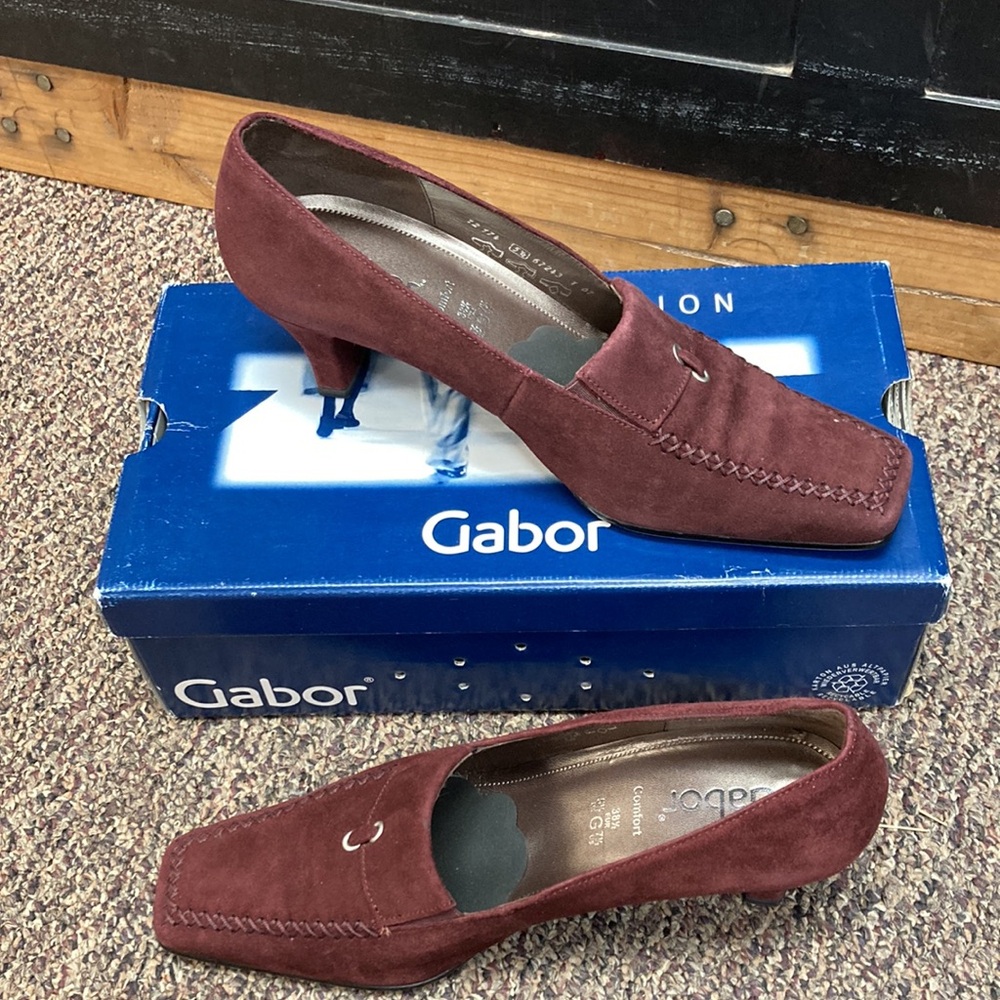 Gabor Suede Women’s Shoes Pumps Size 7.5 Burgundy EUC